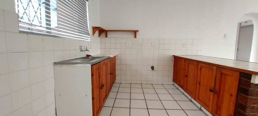1 Bedroom Property for Sale in Kaffrarian Heights Eastern Cape